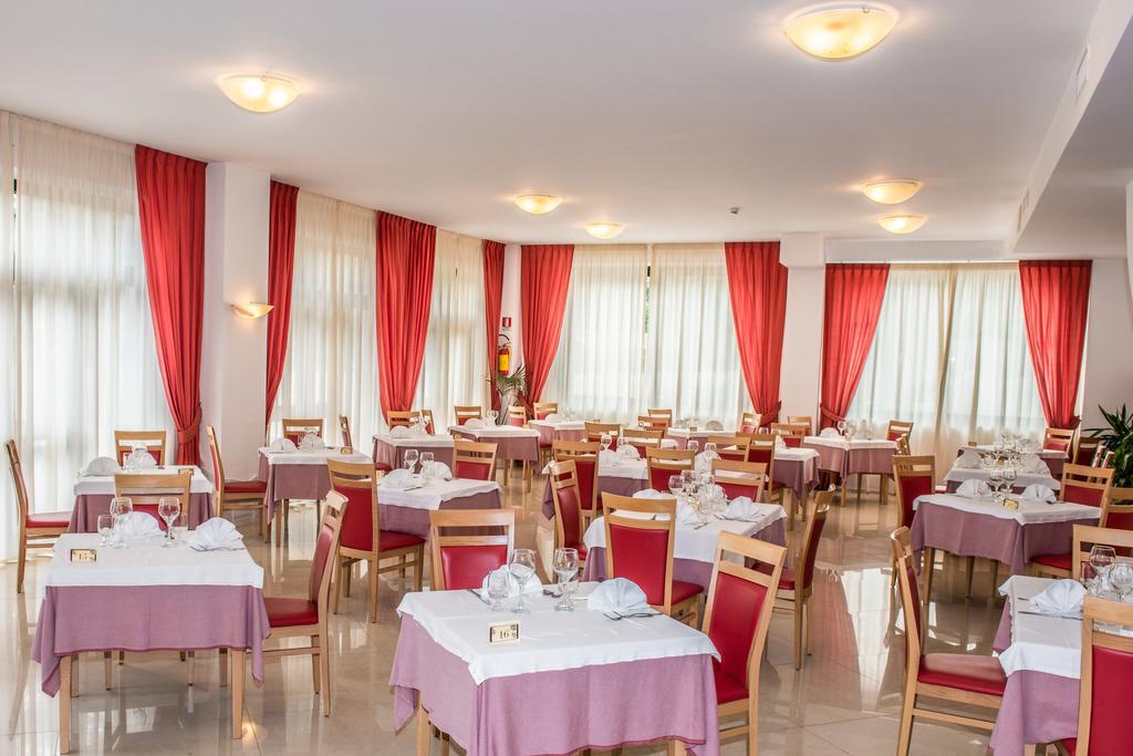 Hotel Delle More Вьесте Экстерьер фото
